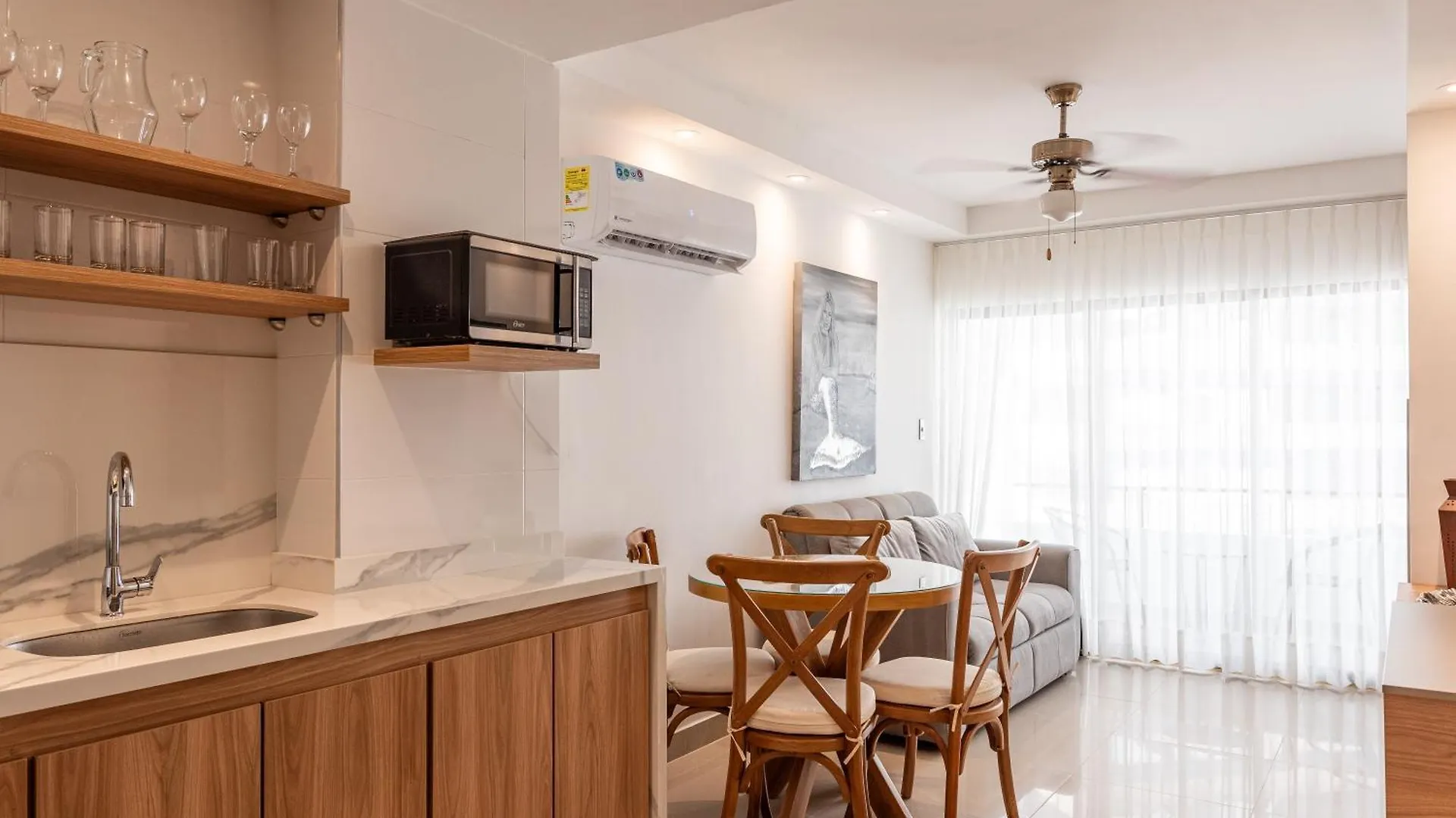 Apartamento En Bocagrande - Piscina, Jacuzzi Y Mar Cartagena 0*,  Colombia