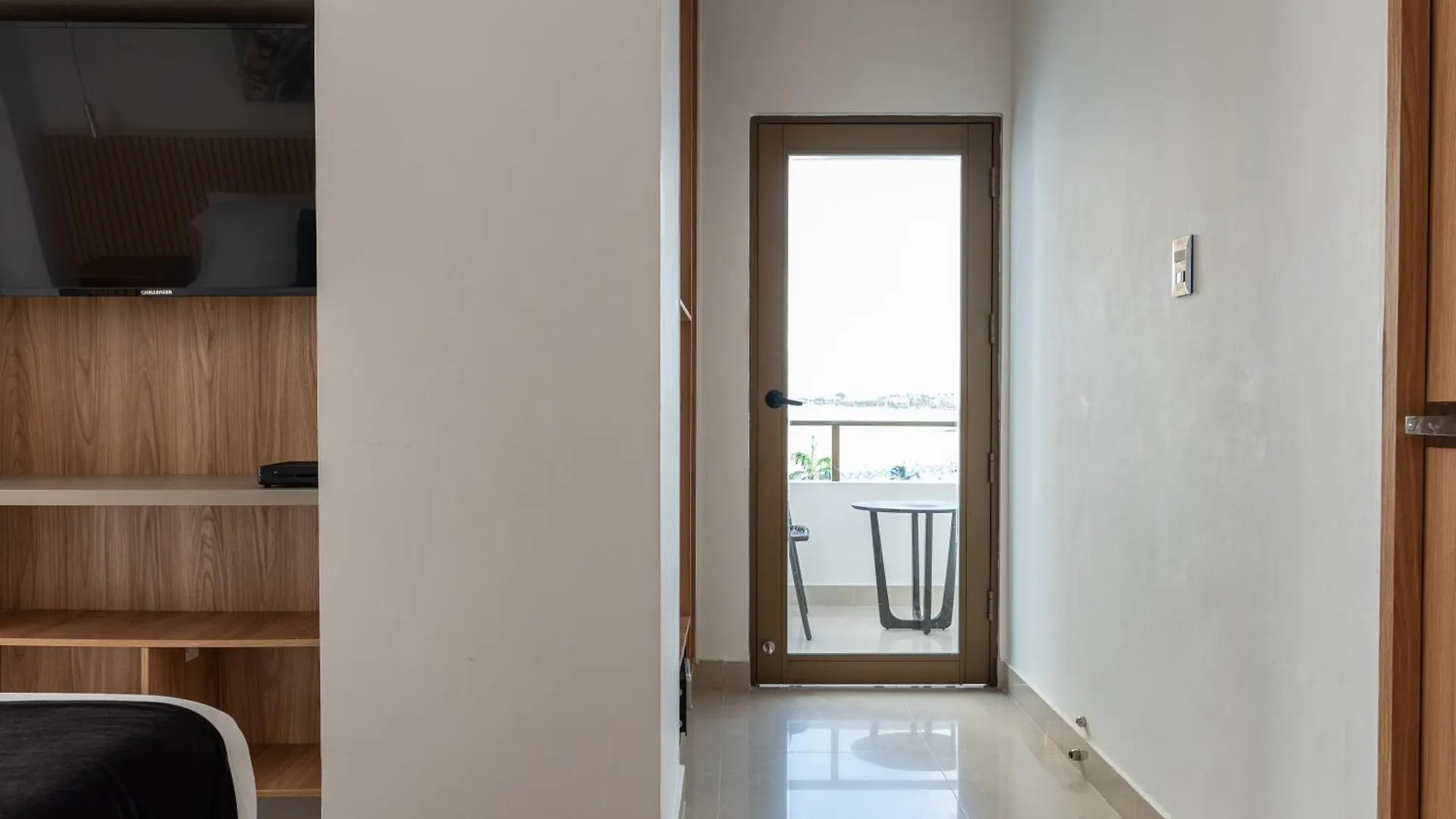 Apartamento En Bocagrande - Piscina, Jacuzzi Y Mar Cartagena